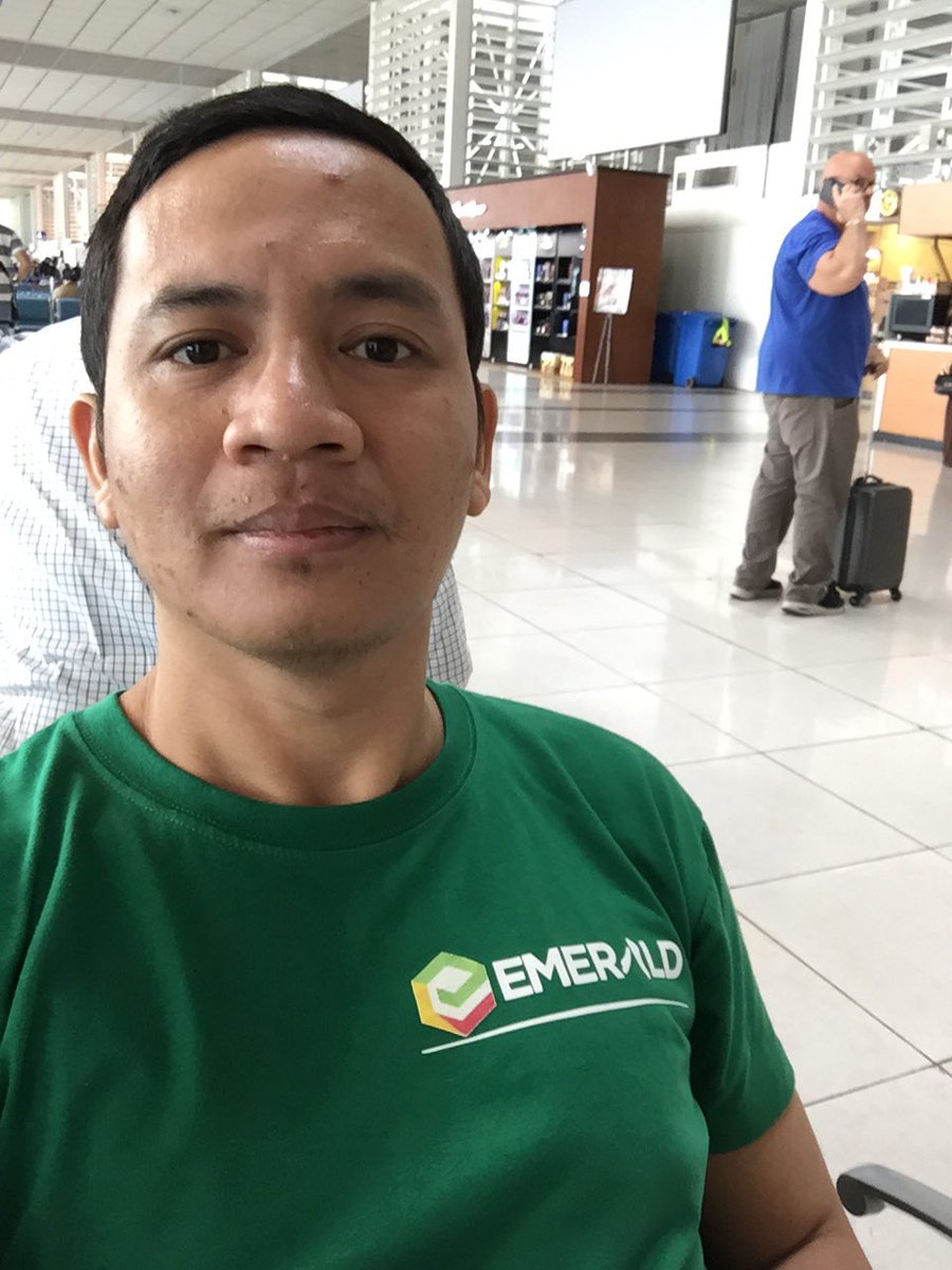 jonnie_cabatbat's tweet photo. Sawadeeka!!! See you later, Thailand.🇹🇭
Thank you, Pru Life UK for this travel opportunity.
#ManFromThePru
#LifeOfAFinancialAdvisor https://t.co/qohGdjGWhZ
