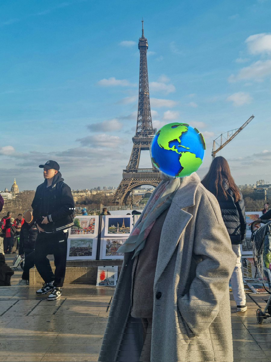 huihuified's tweet photo. ran into 3/6 of btob yesterday in paris. im guessing peniel, sungjae and hyunsik just went back from watching the psg match, my mom accidentally took a photo with peniel lol 😭 https://t.co/eWf80d0bqp
