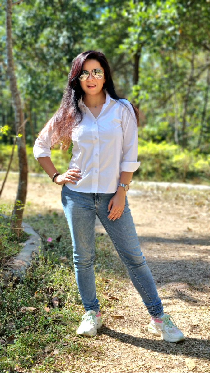 z_theangel's tweet photo. There is No One like Me ππ
#shootingdiaries #fashionstylist #celebritystyle #arakuvalley #1schedule #telugucinema #telugumovie #goodvibes
#whythiskolaveridi #missjodhpur #missmagician #missfitness #missdesertindia #magician #pageantcoach #model https://t.co/88EmEflY19