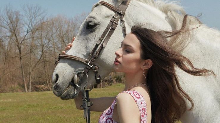 _sbyc's tweet photo. — #SuBurcuYazgıCoşkun 
      princess 💗✨ https://t.co/VaGmvS17vY