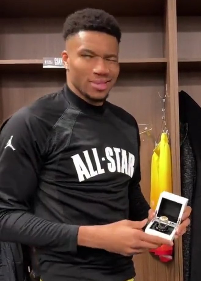 McNabb's Air Guitar on Twitter "NBA Is that an attempted wink?? https