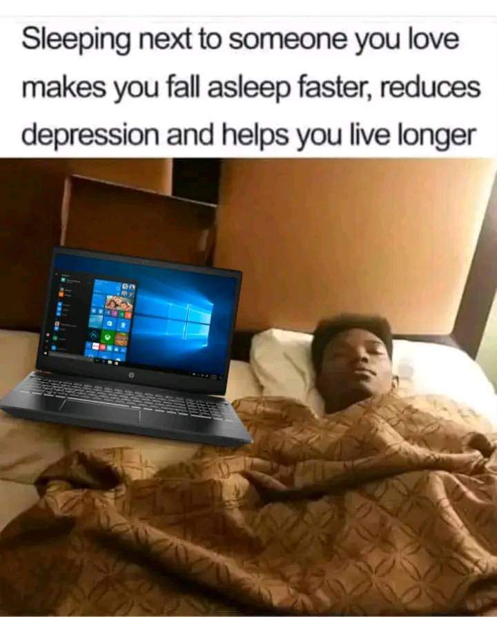 ModestaNwachuk4's tweet image. Honestly this is exactly how I&apos;ve been sleeping for d past one month now,
#Lifeofprogrammer