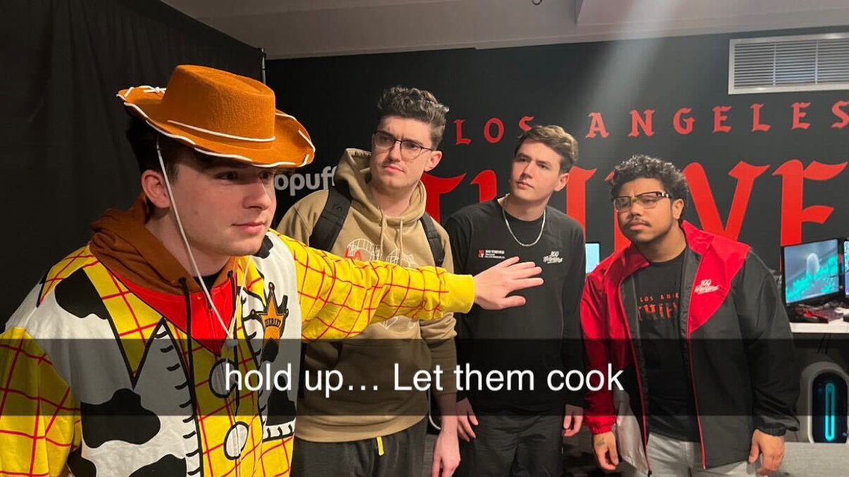 LAThieves's tweet photo. 😈 https://t.co/SMuoWZGVOe