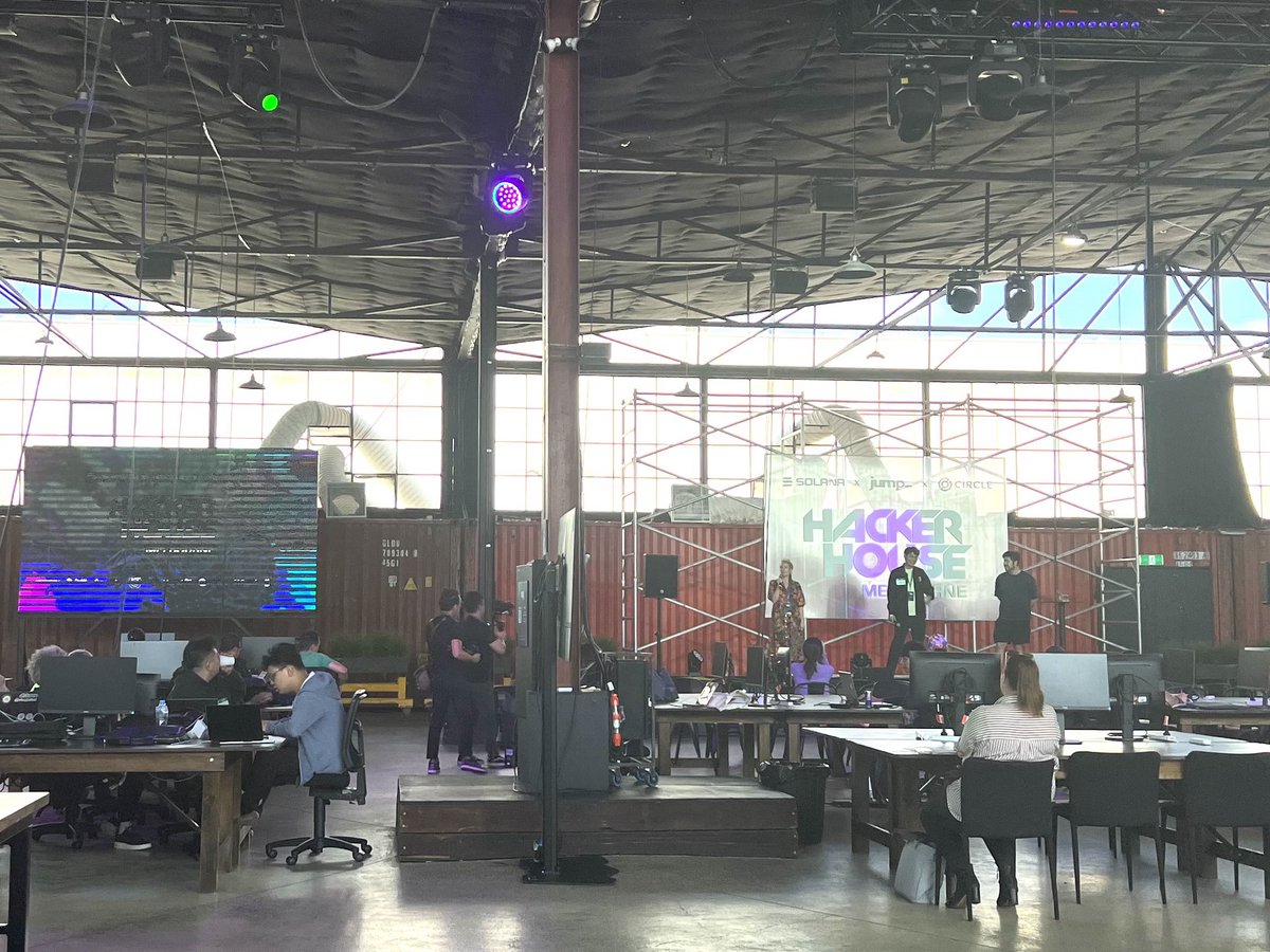 At ⁦<a href="/solana/">Solana</a>⁩ #hackerhouse in #Melbourne. 5 days of workshops, learning and building with about 400 participants.