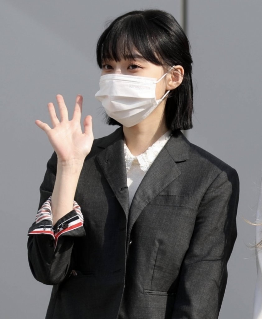 elyminjeong's tweet image. Hello po! buti kasya pa sakin school uniform ko aheh

#ElysianHigh
#FirstDayHigh