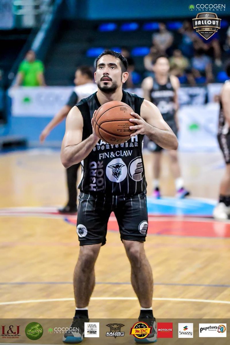 gv_for_g3rald's tweet photo. Quarterfinals vs Antipolo Cashew Nuts ππͺπΌπ₯ππΌ
πΈ: #BalloutSports
#GeraldAnderson
#KALOSph
#TheTh3rdFloor https://t.co/fNhfTbEMYn