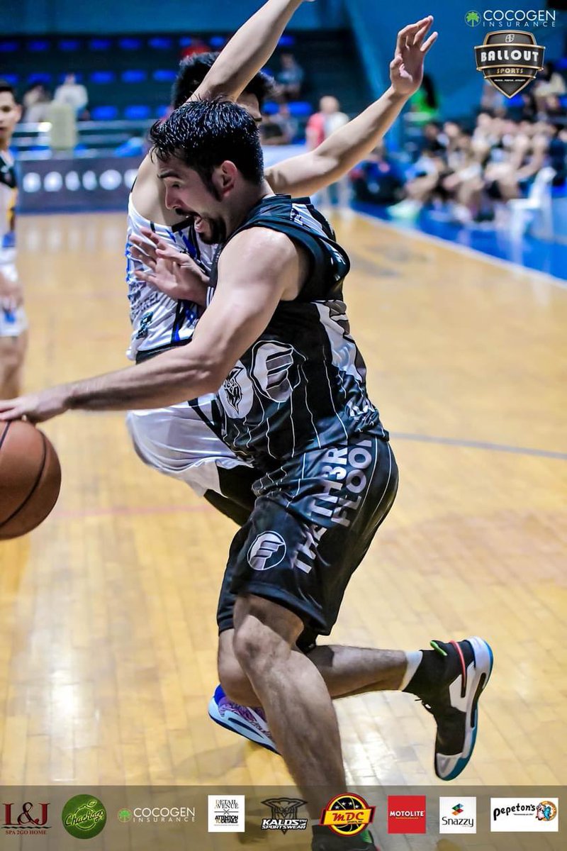 gv_for_g3rald's tweet photo. Quarterfinals vs Antipolo Cashew Nuts ππͺπΌπ₯ππΌ
πΈ: #BalloutSports
#GeraldAnderson
#KALOSph
#TheTh3rdFloor https://t.co/fNhfTbEMYn