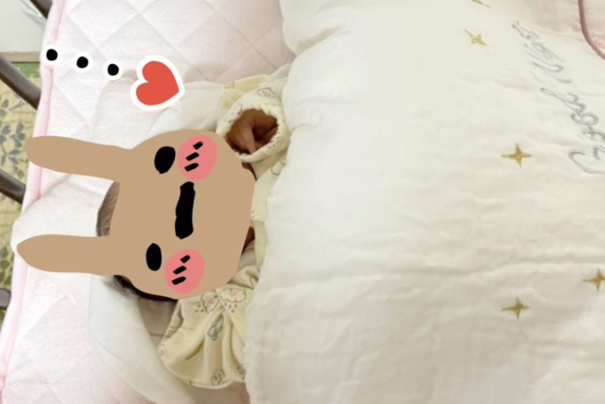 netosampo's tweet photo. 私事ですが先日、元気な女の子を出産しました👶🎀
計画無痛分娩の予定でしたが、予定日前に5分おきの陣痛が来て夜中に病院→そのまま爆誕しました😂顔は隠してますがすごく可愛い😍💕(親ばか)笑。新生児のお世話に奮闘中です！
子育て優先で細々と続けていきますので、今後ともよろしくお願いします🙇‍♀️ https://t.co/lXMSyBQpcX