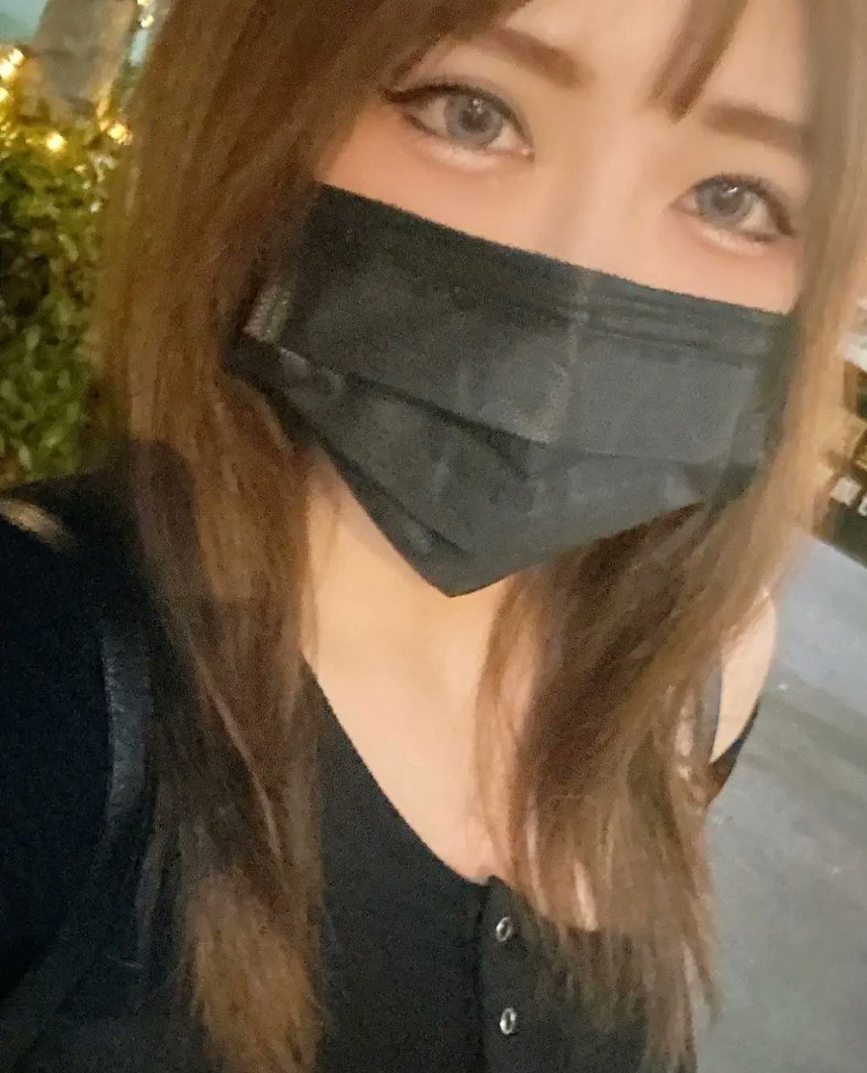 yunhan024's tweet photo. 不用帶那些死屁孩真的很輕鬆 https://t.co/xanxowhQ1o