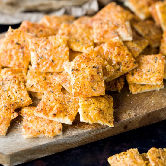 ross_toa's tweet photo. Homemade Cheddar Ranch Crackers. #cheese #arfood #homemaderecipes https://t.co/MCqmGobd57 https://t.co/XSos4GHLpE