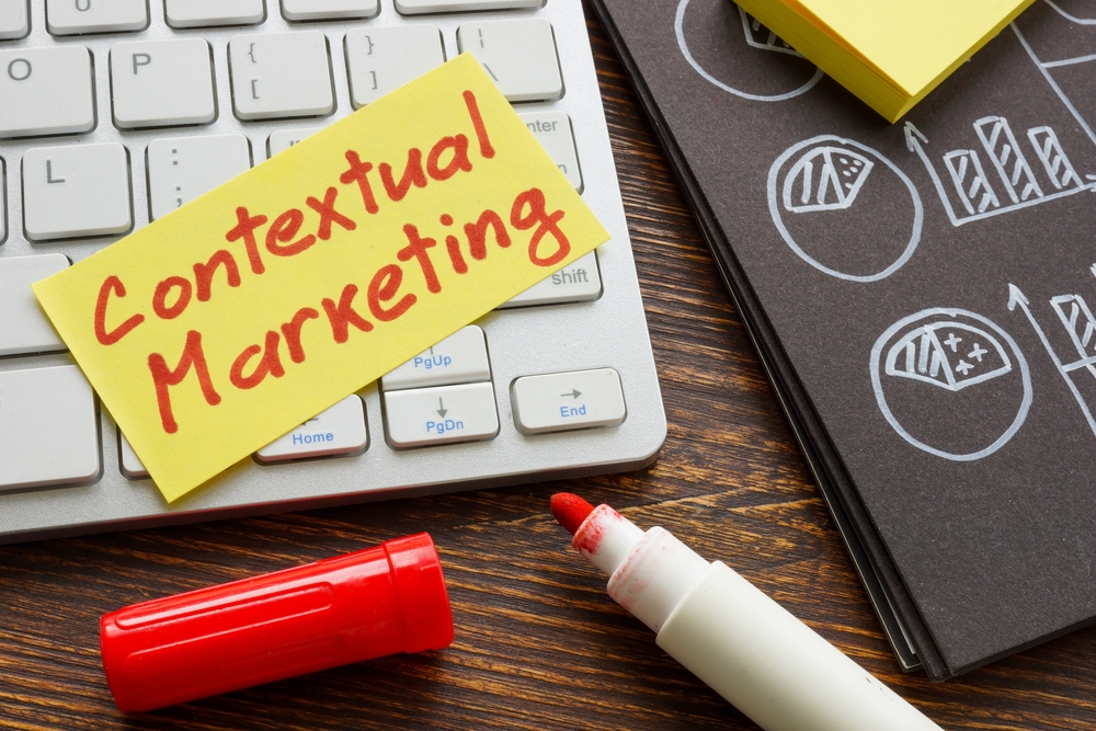 Roboticmarketer's tweet photo. Typically, here are the reasons why #AI and #ContextualMarketing are crucial for #ConsumerTargeting:
1) It allows #business to personalize its marketing efforts;
2) It enables #marketers to better segment their #audience;
3) It raises #ROI;
Learn more: https://t.co/OHiLljpSTq https://t.co/Hd7HEN8QRy