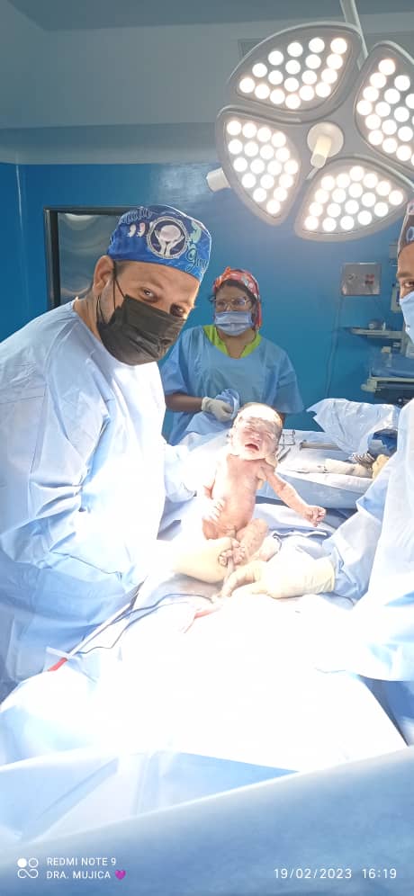 DrErichGil's tweet photo. Y hoy conocimos a #Fabian, Hermoso bebe de 2850g.... 
Mi mayor satisfaccion es esta, ver el fruto del trabajo en conjunto... #ControlPrenatal adecuado, trae como resultado, esto!!!! https://t.co/cc21iVp0vO