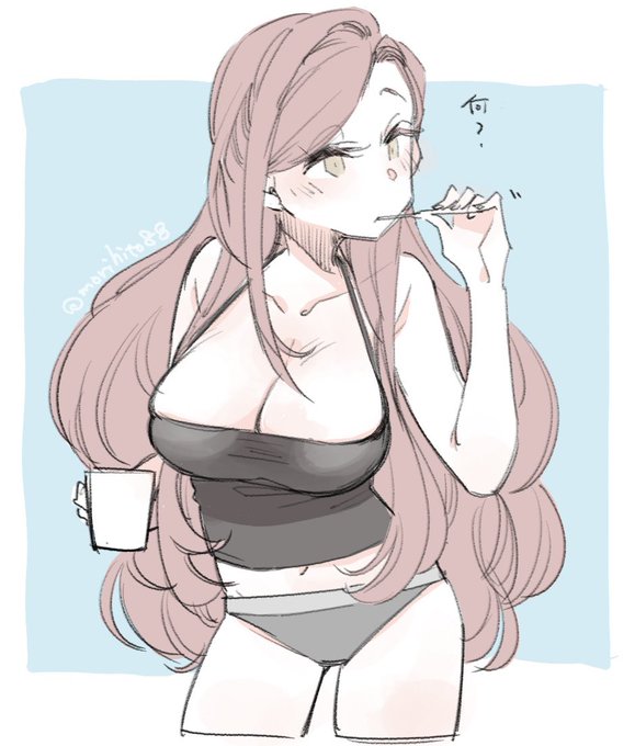 負けるなキャミ紐さん( ˘ω˘ ) 