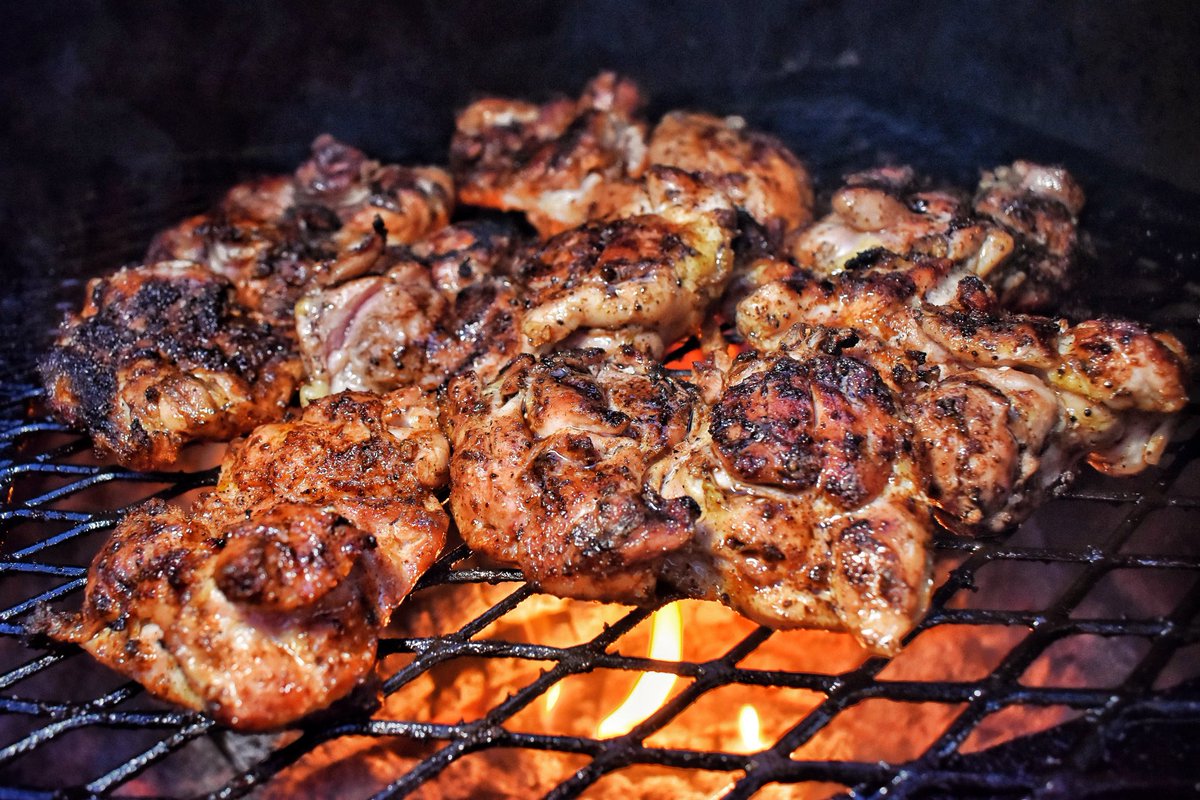 realCAMERALERO's tweet photo. #grillin #yardbird #foodporn #foodiepics #goodeats #heavenonapaperplate #photoglife🎥 #cameralero #paladin🏴☠️ #whatsnext🏴 #nostickmics #nomicflags https://t.co/SUm6Ocl9e1