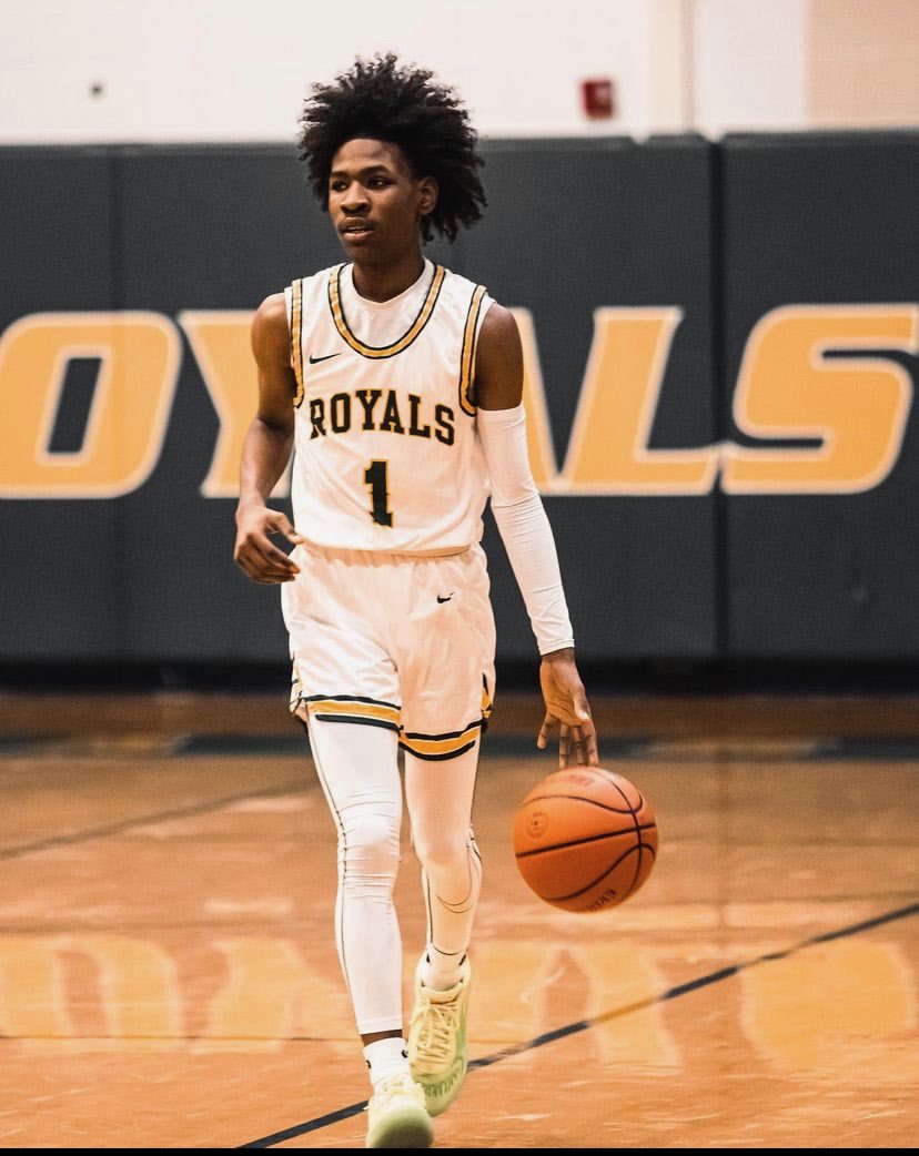 A well-deserved congratulations to Sophomore Jaylen Johnson <a href="/JayTJohnson0/">Jaylen Johnson</a> for being selected 1st Team All-Region 5C
15 ppg
4 asst
Season high 33 points 👑