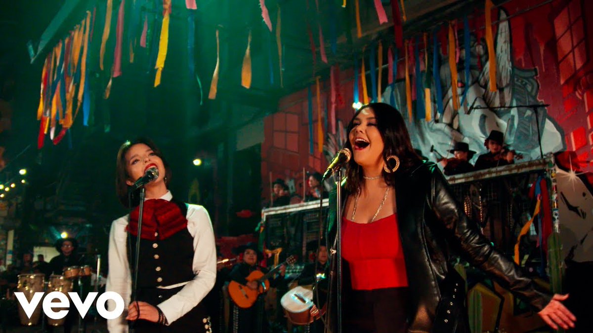 latinxportal's tweet image. YOUTUBE | Top Spanish or Portuguese Videos by Female Artists (Week of Feb. 10-16)

1. Shakira || BZRP: 31.1M
2. Qué Agonía: 14.9M
3. Leão: 11.3M
4. Roça Em Mim: 7.96M
5. PROVENZA: 7.51M
6. Marisola (Remix): 7.23M
7. DESPECHÁ: 6.81M
8. Muñecas: 6.72M