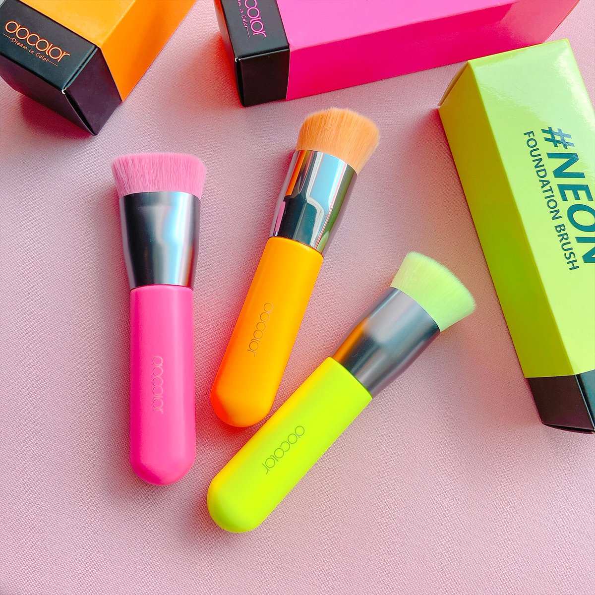 TimmyTang10's tweet photo. 💋💋Docolor wholesale Original-👉👉The Neon makeup brush set foundation brush green,pink,orange color cosmetic brushes.🍬🍬
#Docolor #docolorwholesale #docolororiginal #docolorbrush #neonbrush #makeup #makeupbrushset #foundationbrush #cosmetic #cosmeticbrushes https://t.co/kfv8cBp1pk
