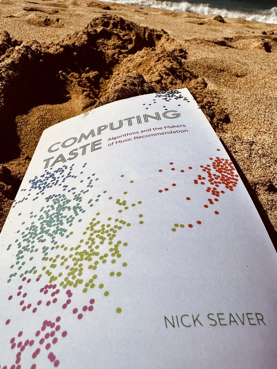 kunkel_n's tweet photo. fascinating (holiday) reading material: @npseaver ‘s Computing Taste. It only took a couple of pages for me to realize how little I know about recommendations and underlying theories of taste when it comes to music https://t.co/QG6MzpwrDH