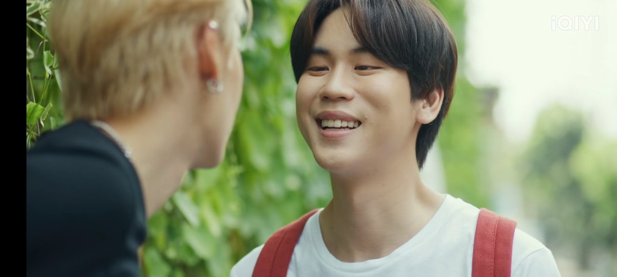 hazardmuffinn's tweet photo. if i were hia win id bite him for sure 😩😩😩 TEAM IS BEING TOOOO CUTE
#BetweenUsEp8 https://t.co/2p71vInUFy