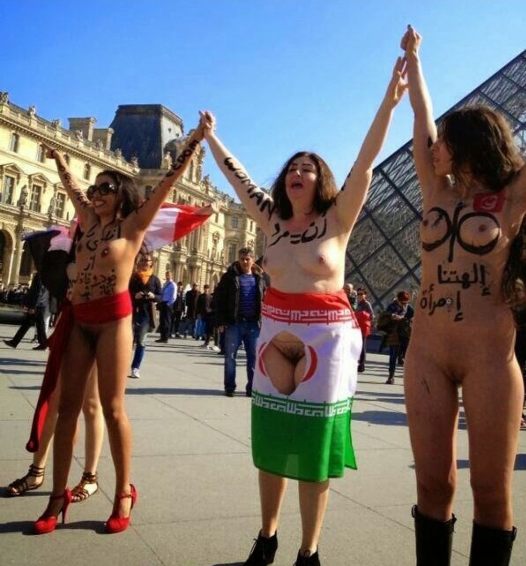 به عکس های خوب فکر کنید عزیزان !
یه عده شل مغز ، و سست عنصر ، ک ادعا میکنه که به فکر آزادی ، شکم مردم هست ، بدانید اینها به فکر سست کردن بنیان خانواده هستن ، رضا پهلویی و غیر هیچ وقت به فکر مردم نخواهند بود. کسی ک با التماس کشورهای غربی ، بخواهد حکومت بدست بیار بدرد نمیخوره