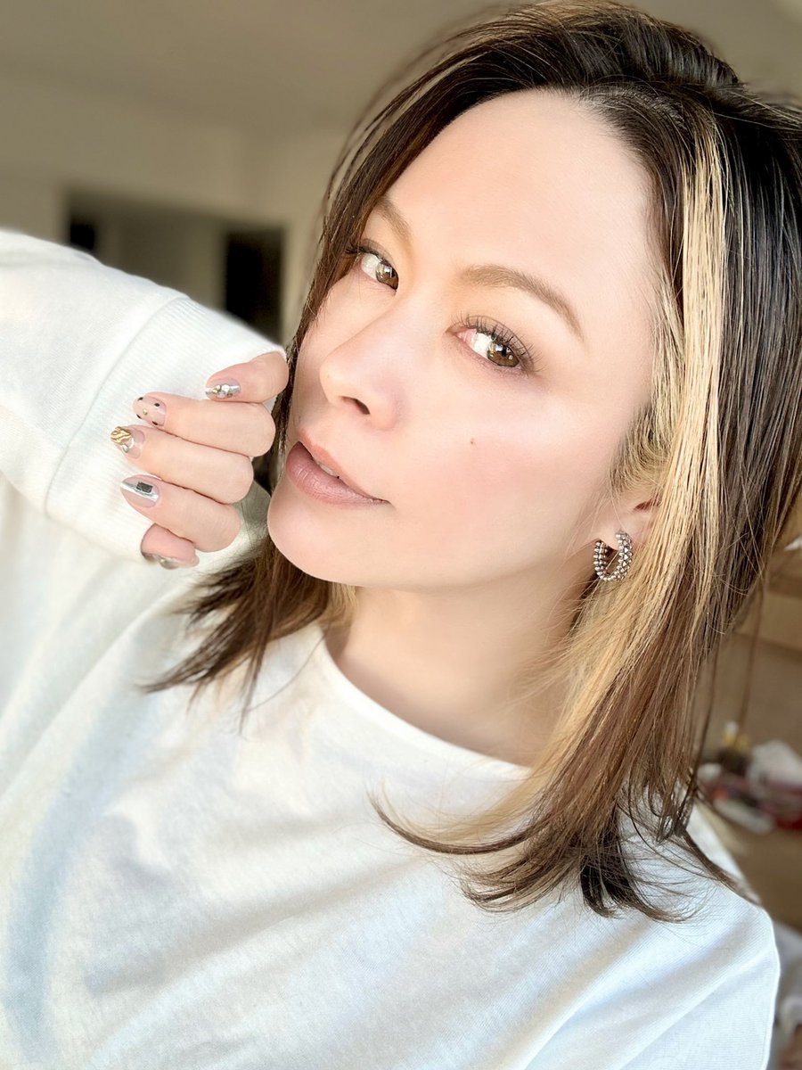 xoxoxChriSxoxox's tweet photo. 引越しでバッキバキになってしまった爪がこんなに綺麗になった💕
久々に短爪だけど短くてもこんなに可愛い😍
やっぱサキちゃんネイルが1番好き💅✨
#tokyo #nails #gelnails #baige #cherir #awesome #ジェルネイル #フィルインベース #ベージュカラー #東京 #美フォルムネイル #シェリール西葛西 https://t.co/zuCqMhhmQe