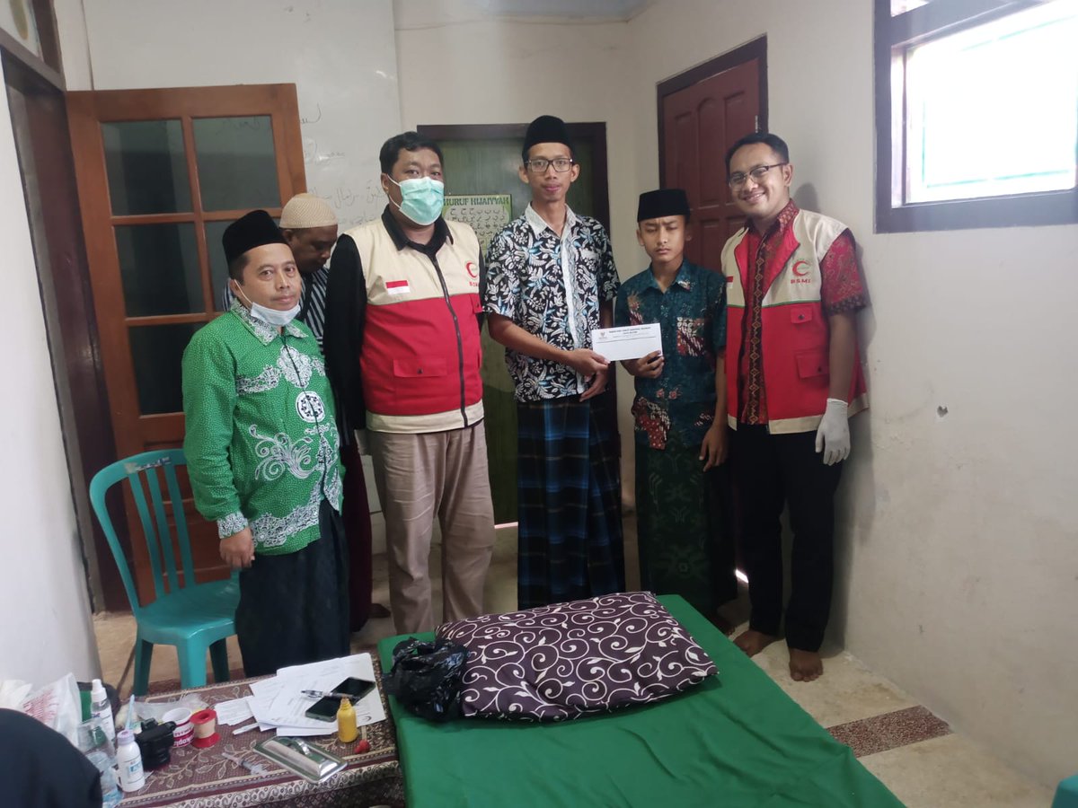 bsmi_kotablitar's tweet photo. Khitan Gratis dilaksanakan oleh Kementrian Agama Kota Blitar pada Minggu, 19 Februari 2023 yang bertempat di Masjid Baitul Halim Lk. Ngrebo Gedog Kota Blitar 
Kegiatan yang diikuti sejumlah 3 anak ini bekerjasama dengan BSMI Kota Blitar, BAZNAS, DMI, RSU Aminah, Tim Ruqyah Aswaja https://t.co/t5TwMUT4hU