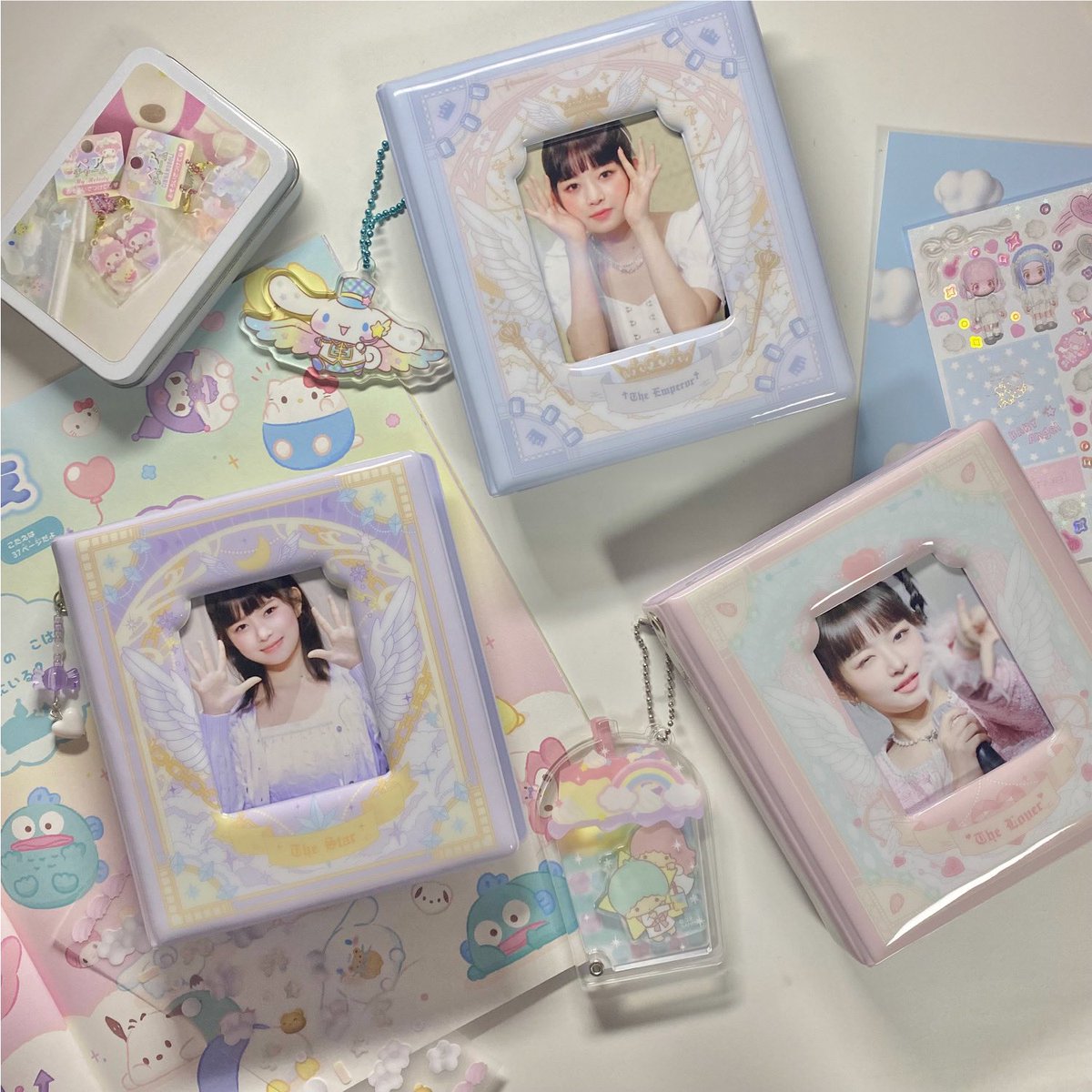 DUCKYWORLD_KR's tweet image. 🍦콜북 RT 이벤트🍦

무슨 포카든 상관없어...🤍
더키월드 콜북들 중 하나는 어울릴거니까 ߹ㅁ߹)♡
품절되기전에 꼬옥 겟하깅.

콜렉트북 랜덤 증정
-인원: 10명
-기간: 2/20~2/26
-당첨자 발표: 2/27