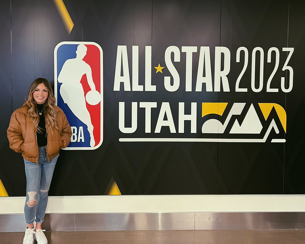 JewelsCools's tweet photo. Spontaneously decided I couldn’t miss this opportunity. 

And I’m glad I did. #NBAAllStar https://t.co/AN5Oylkrul