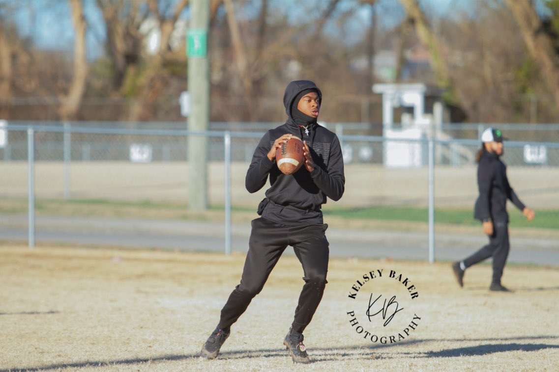 AntwanYoungQB1's tweet photo. I had an AMAZING time at my first 7v7 tournament with Speedy Elite with @_SpeedyByrd! Great vibes out there this weekend can’t wait until our next tournament (Bluegrass 7v7 in Etown)!
Speedy Elite on top! Love my guys ❤️ https://t.co/RyQUtVZ6A8
