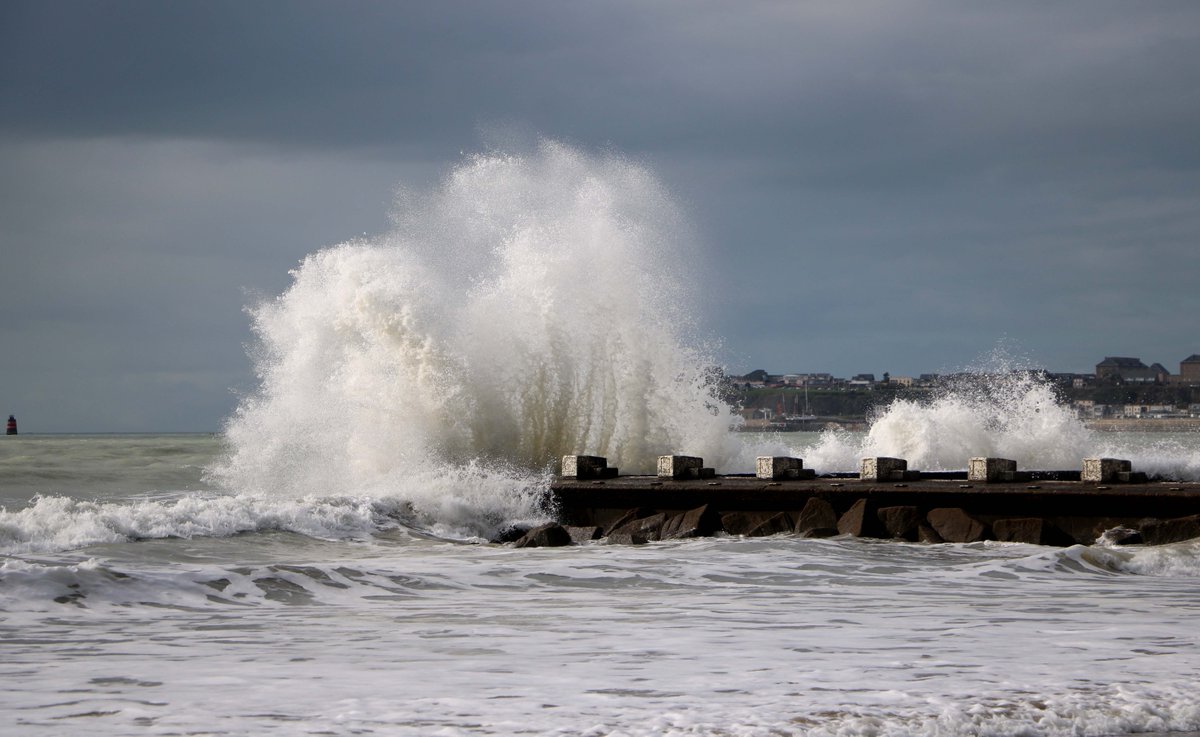 Aujourd'hui, débute la grande marée avec des coefs de 100 à 112 jusqu'à jeudi. La #mer offre un #spectacle grandiose, grand bol d'air iodé assuré !
Infos sur notre #destination spot des plus grandes marées d'Europe : bit.ly/40ZXzRH
#normandie
📸Marie Claude vergne