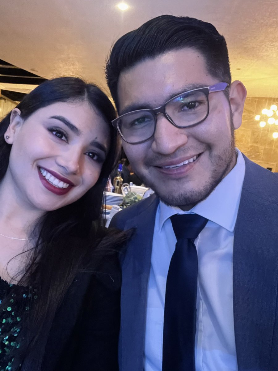 PedroSalases's tweet photo. Cada día más feliz de estar contigo🥹           Te amo guapa😍 @itzveso https://t.co/cFBvhDdFHB
