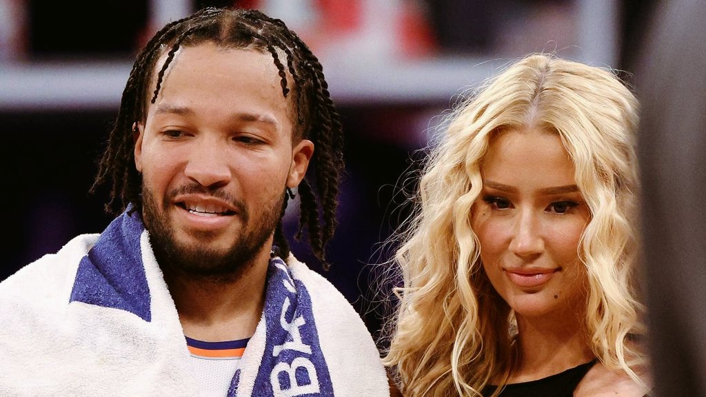 AmberMonroexo's tweet photo. Go New York Knicks! https://t.co/J86qkNBsU4