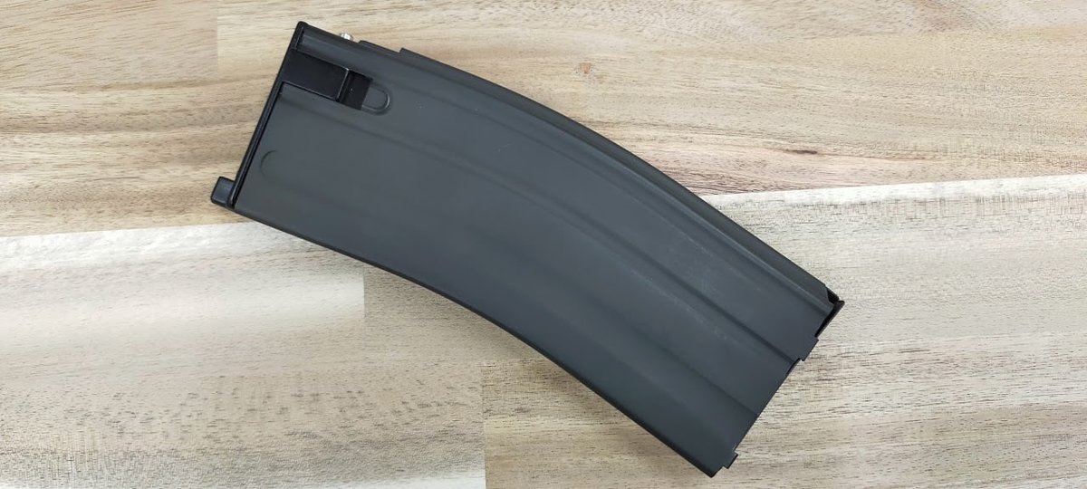 aigun_online's tweet photo. 先週再入荷しました以下商品の方 残り僅かとなりました！
VFC MP5用 CO2マガジン
GHK M4用 CO2マガジン

本日16：00までのご注文分は即出荷可能です。
https://t.co/VDo6vj0FvW

#サバゲー #エアガン #エアガンカスタム #サバゲーマー #VFC #GHK #ガスブロ #ガスガン #ミリタリー物販 https://t.co/NStn0VwUI3