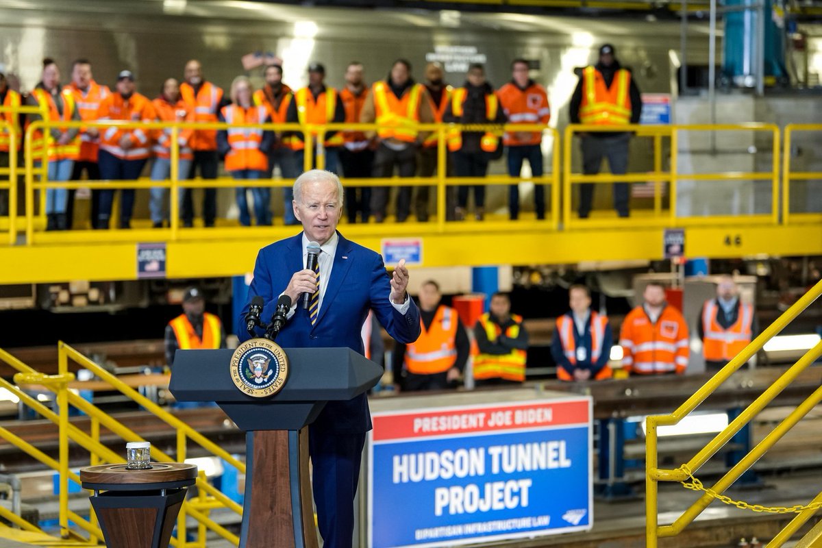 luvyna_michael's tweet photo. Over 20,000 projects to rebuild America’s roads, bridges, rail, ports, airports, water systems, and high-speed internet are already being funded by the Biden-Harris Administration. https://t.co/EuZaaBFsf5