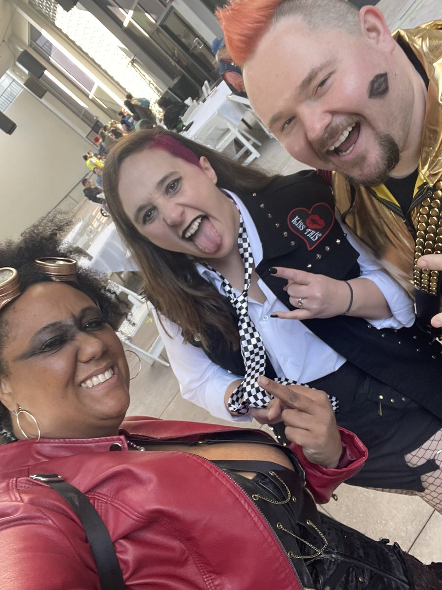 Bex tweet media