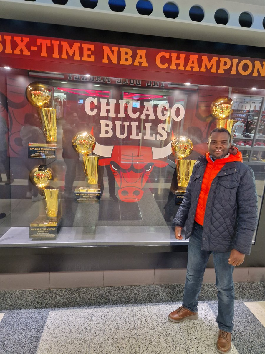 Maletagems's tweet photo. The Bulls https://t.co/U2zg9nS5E5