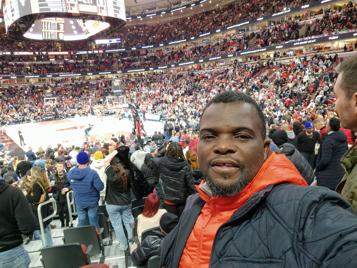 Maletagems's tweet photo. The Bulls https://t.co/U2zg9nS5E5