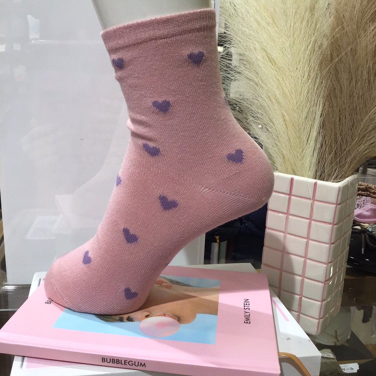 ___hamanomachi's tweet photo. 3pair ¥1386 ❤︎
新カラーが春っぽくてとてもかわいいです🧦🎀
まだまだ新しい靴下ご用意ございます🍒
#3pair #靴下屋 https://t.co/jcQduQuFMe
