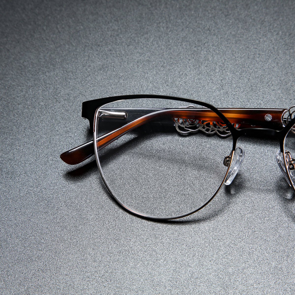StiloOptical's tweet photo. HD220375
Check out more of our original design on STILO online eyewear fair - https://t.co/DZdD8qrp1N
#stilooptical #stiloeyewear #spectacles #glassesframes #eyeglasses #eyewear #eyeweardesign #eyeglassesframes #lunettes  #optical #opticalglasses #sunglasses #manufacturer https://t.co/eBCEBr1t4V