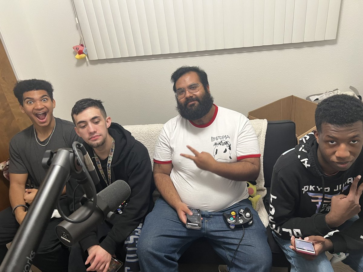 Mario party stream! Come join at twitch.tv/yepesports we are starting in 3 mins!!!