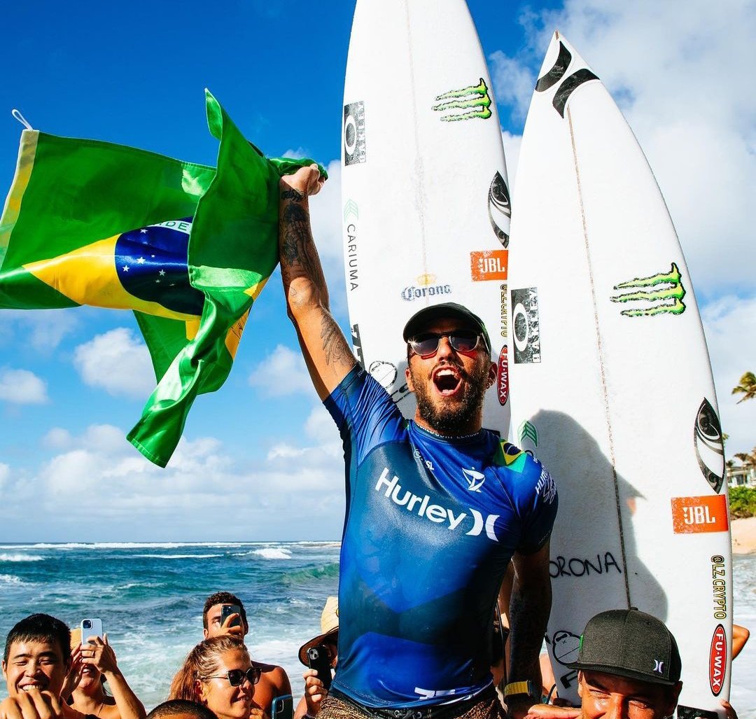 A FELICIDADE QUE EU TENHO EM VER ESSA FOTO É ABSURDA!!!!! PARABÉNS MEU AMIGO <a href="/FILIPETOLEDO77/">Filipe Toledo</a> MAIS UM EVENTO NA CONTA O DÉCIMO TERCEIRO!!! SOU MUITO SEU FÃ

📸: WSL
