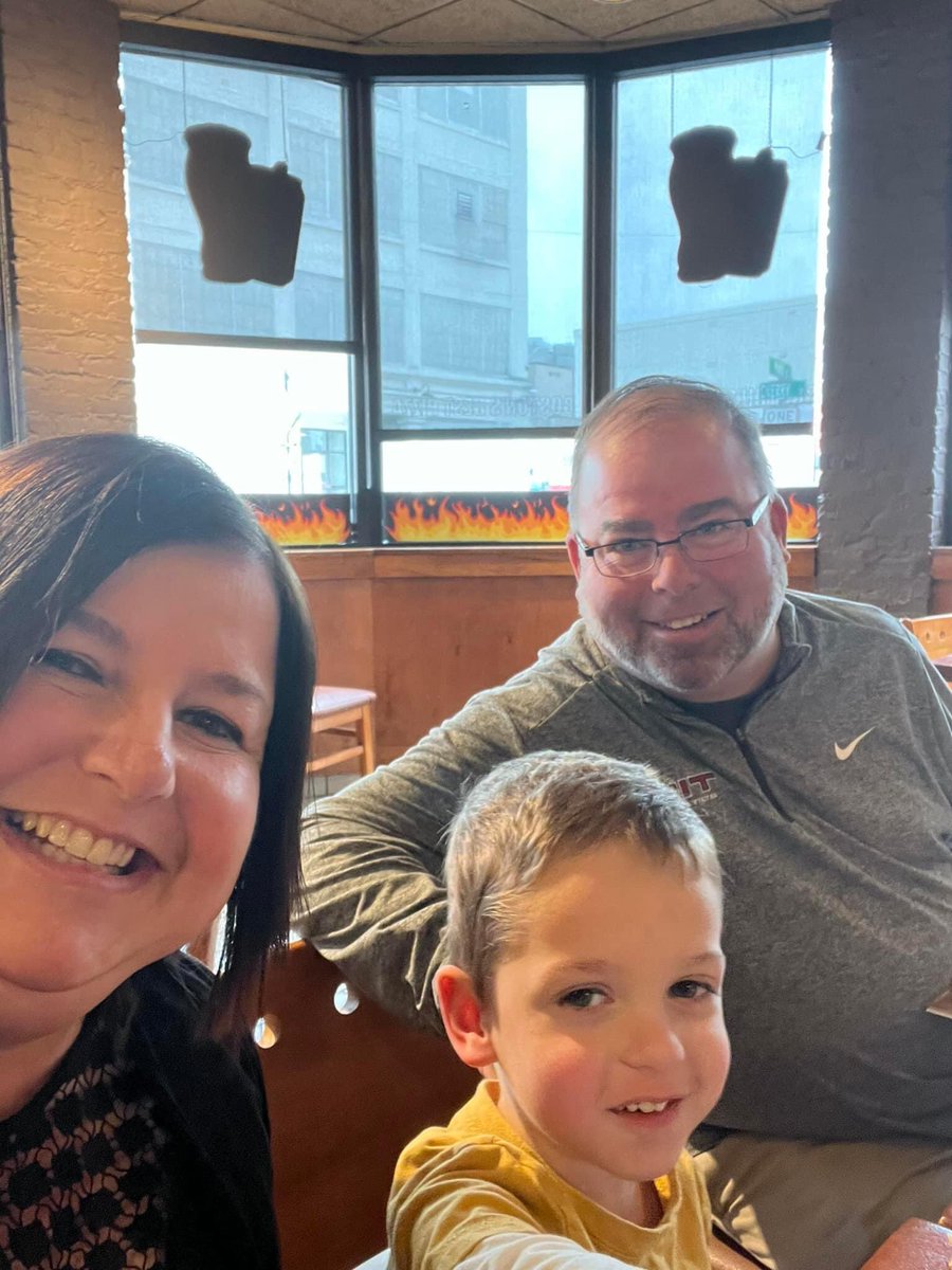 Fun birthday lunch today with my parents, sister and nephew and thank you to <a href="/MIT_Baseball/">MIT Baseball</a> for singing me Happy Birthday in the dugout after today’s scrimmage vs. Husson! Looking forward to the season starting this weekend in NC! #RollTech