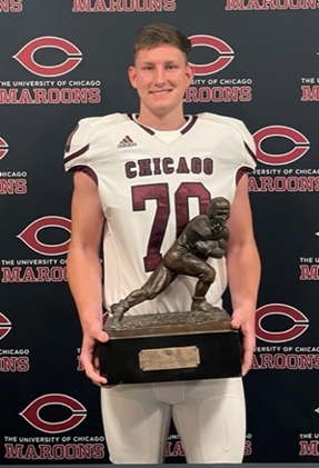 MasonMcNeillMTZ's tweet photo. I am extremely excited to announce my commitment to furthering my education and athletic career at The University of Chicago. Thank you @CoachGilcrist and @UChicagoFB for the opportunity to play at one of the top universities in the country. @patricketherton @mtz_football https://t.co/l7mu4sPXtz