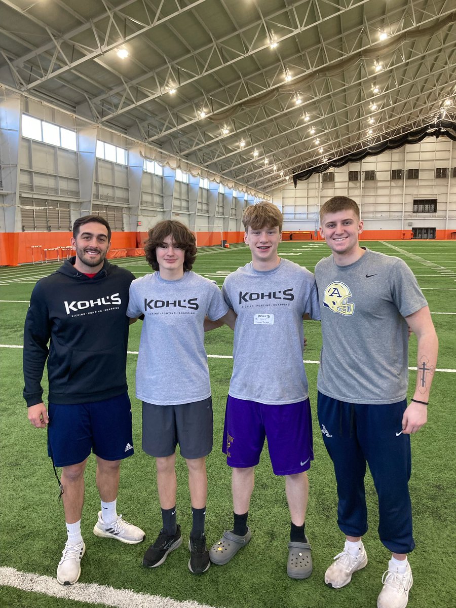 Great weekend for our guys at the annual <a href="/KohlsKicking/">Kohl's Kicking Camps</a> Camp! 

LS - Lucas Benson ‘26
K/P - Coper Mizeur ‘27

S/o to JHS Alum Mike Buddenberg (LS ‘13) &amp; Niko Paxos (K/P ‘22) for helping coach at this years Camp.