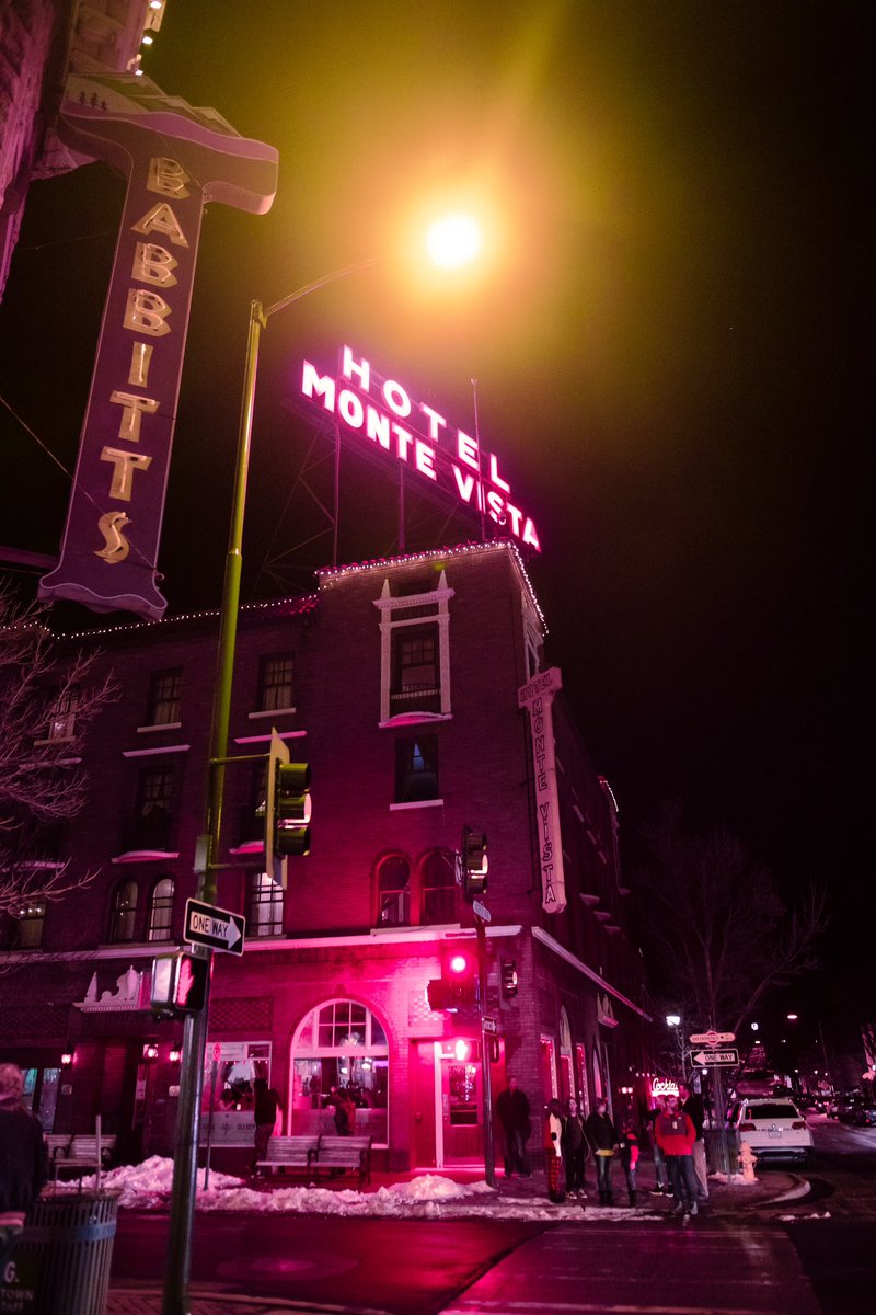 lucid_views's tweet image. Downtown Flagstaff ❄️