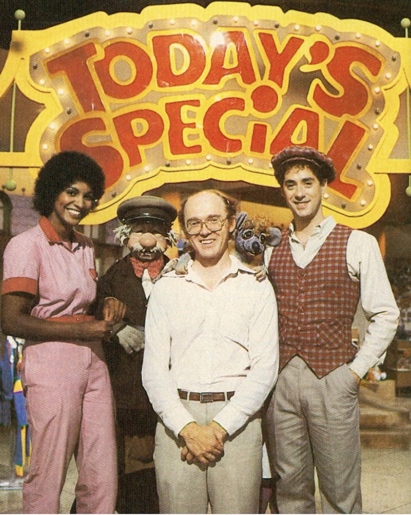 Who Remembers “Today’s Special?” (1981-1987)

#TodaysSpecial #Television #Children #Canada #DepartmentStore