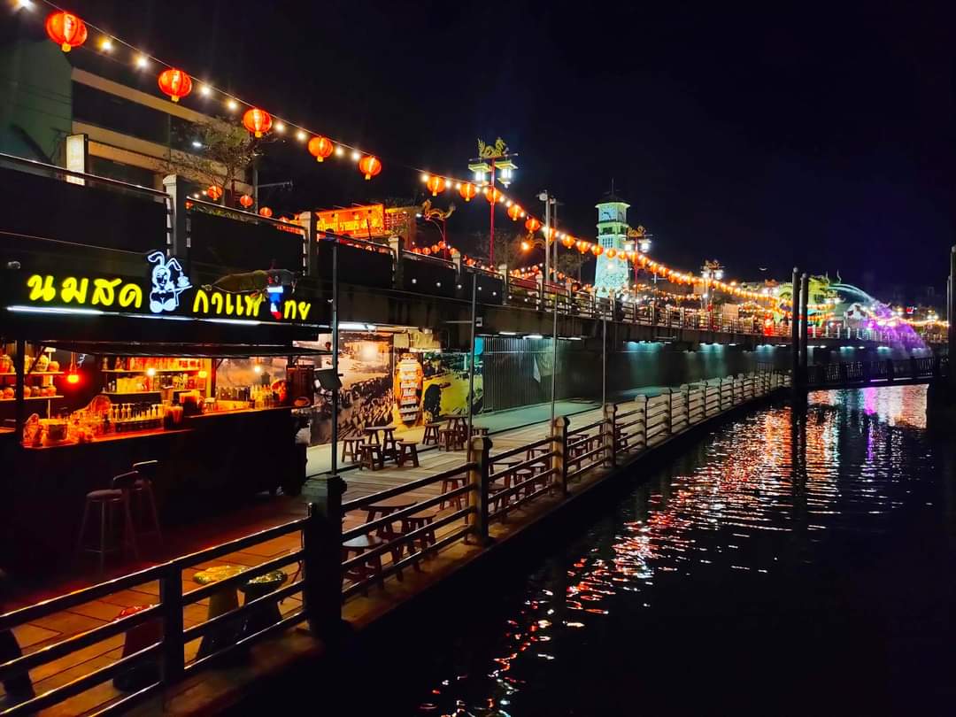 kengpong2527's tweet photo. ตรุษจีนราชบุรี #ภารกิจลับปิดกล้อง #photography #photooftheday #photo #Photo_Folio #opporeno2 https://t.co/XGk3RwhQAr