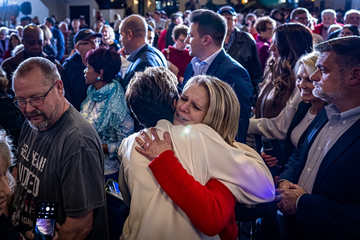 I want you all to know that your prayers mean everything to me. Everything. 

When someone comes up to me and says, “Kari, I’m praying for you,” my heart &amp; soul are filled with love. 

It reminds me why I’m in this fight. 
I love you all so much. ♥️