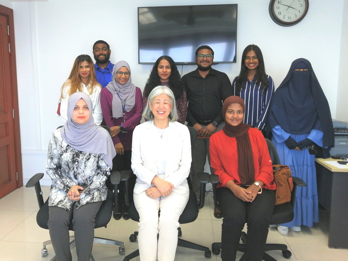JapaninMaldives's tweet image. #JENESYS 2022 Second Batch participants paid a courtesy call on Ambassador Takeuchi. Under the theme of their trip, “Energy”, they will gain various learning opportunities at relevant sites in Japan. We wish them safe and unforgettable experiences!! #JICE @MoFAmv @MoEnvmv @MoHEmv