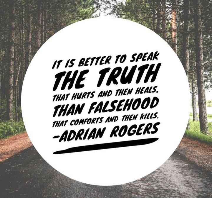 faithisthevicty's tweet photo. Proverbs 27:6 "Faithful are the wounds of a friend; but the kisses of an enemy are deceitful."
#kjvbible #thussaiththelord
#thywordistruth #atruefriend #reallove #faithisthevictory https://t.co/kFvOvq1Wh1